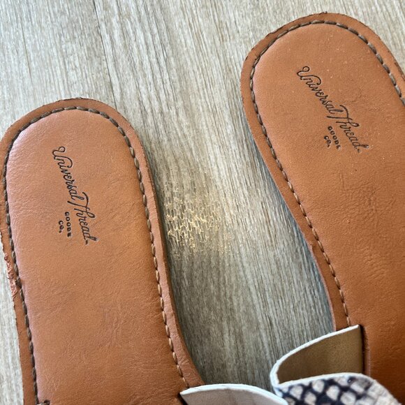 Womens Universal Thread Snakeskin Print Sandals - 9 - Picture 3 of 6